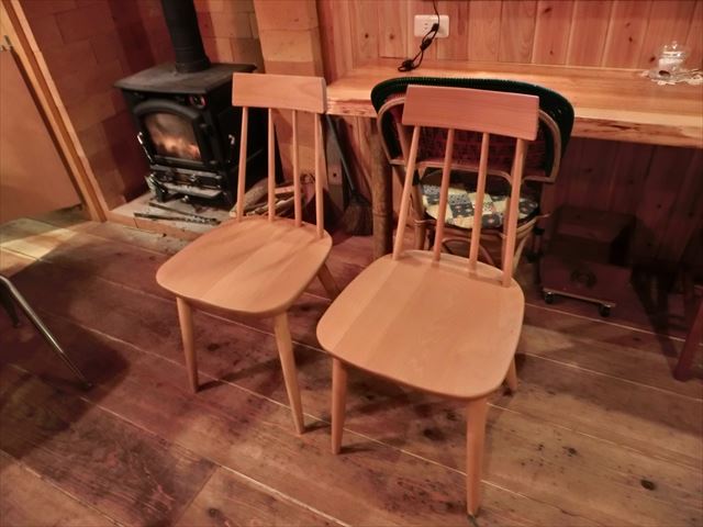 北海道 旭川家具 和光 オーク無垢材 彫刻 民芸椅子 アイヌ 大塚家具 三越家具 商品 - 家具の三和 北海道 旭川家具 和光 オーク無垢材 彫刻 民芸椅子